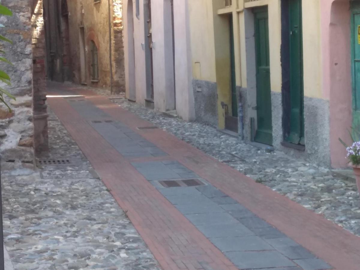 B&B Albenga Casa Panfilo Exterior photo